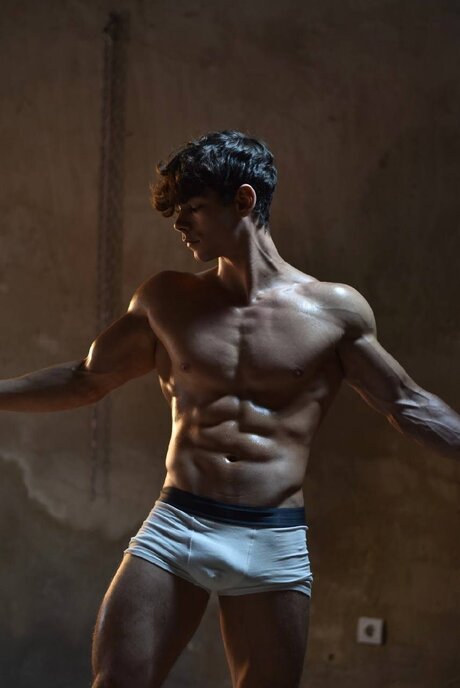 Gordon Sam model free galleries