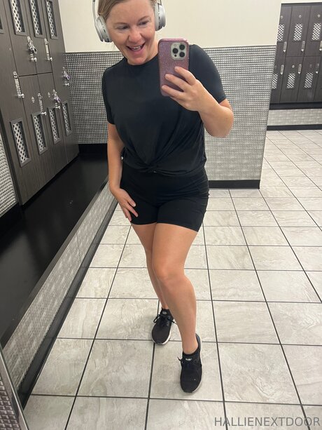 Hallienextdoor pornstar perfect images