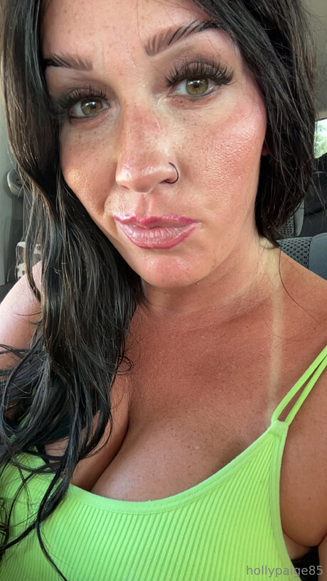 Hollypaige85 pornstar beautiful pictures