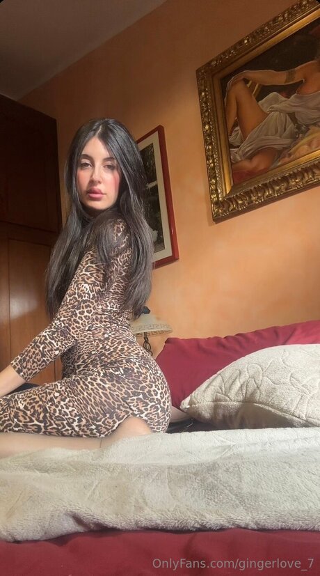 Gingerlove 7 beautiful model photo