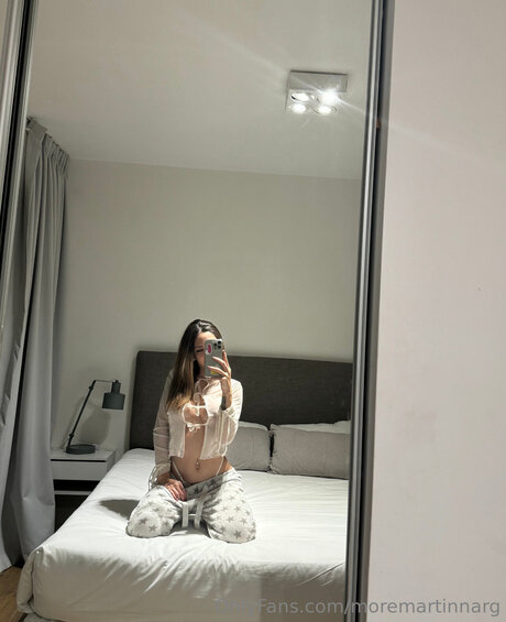 Moremartinnarg pretty model image