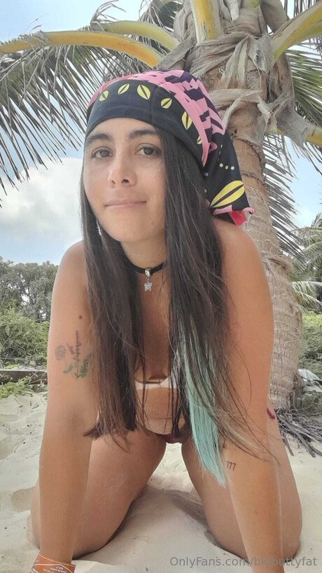 Latinabarbytiktok star hd image