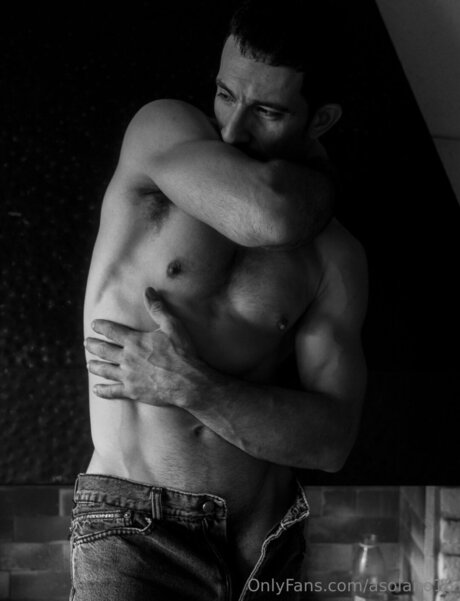 Asolano18 naked star pics