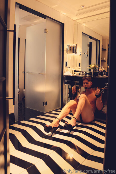 Ararityfree top actress photos