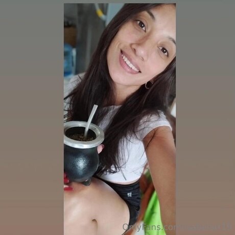 Isabelarr19 model art pics