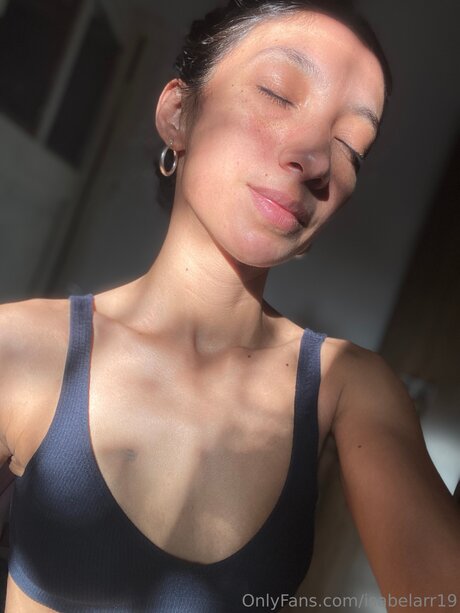 Isabelarr19 nude star pics