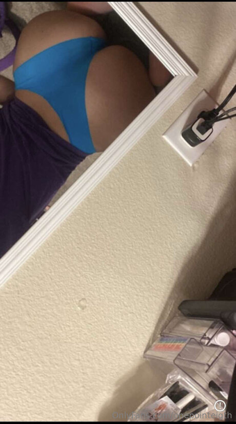 Onepointeigth star nude photo