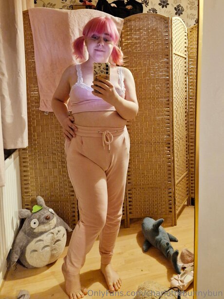 Charlottebunnybun model sexy img
