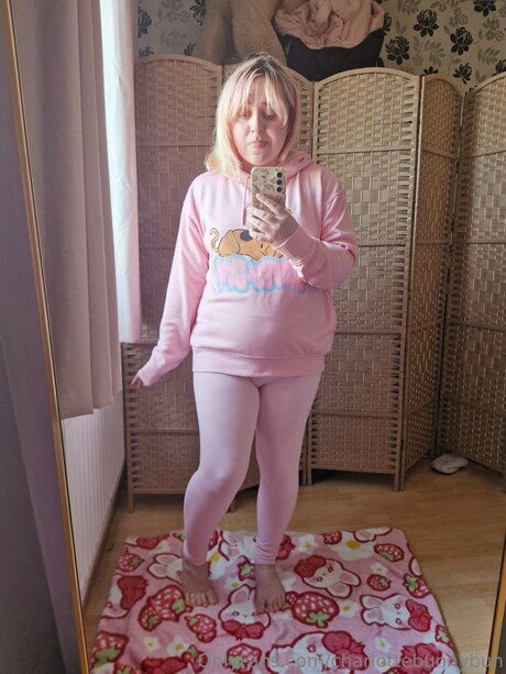 Charlottebunnybun profile pic