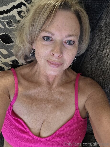 Gilfyrose model porn photo