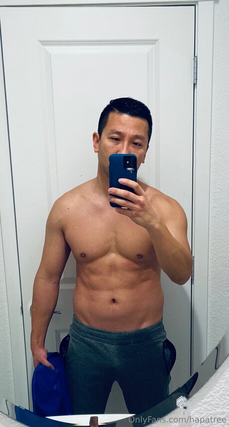 Hapatree pornstar hd image