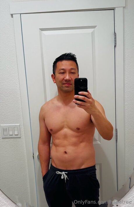 Hapatree pornographic star photo