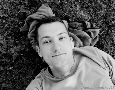 Mickey93 model perfect pic