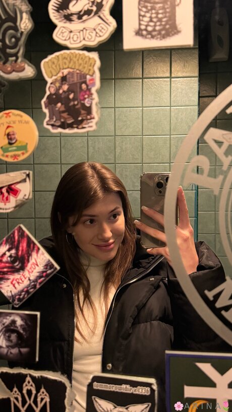 Arina Stars model naked pics