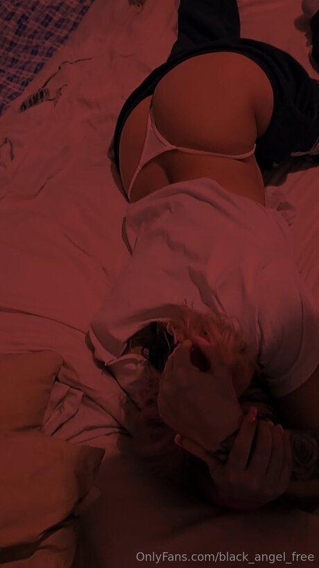 Black Angel Free star sexy pictures