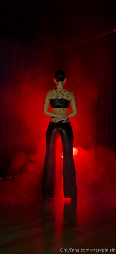 gloryhole girls onlyfans sexy images