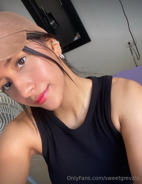 Sweetgrevzla beautiful actress archive