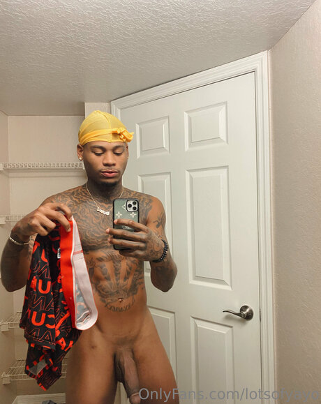 Lotsofyayo best actress photos