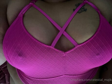 Celestial Majik hot model photo