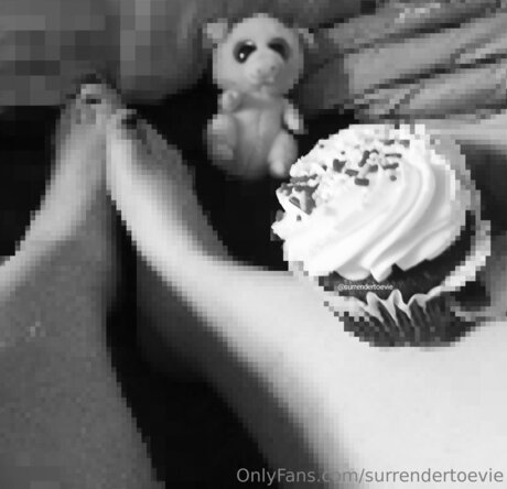 Surrendertoevie exclusive actress picture