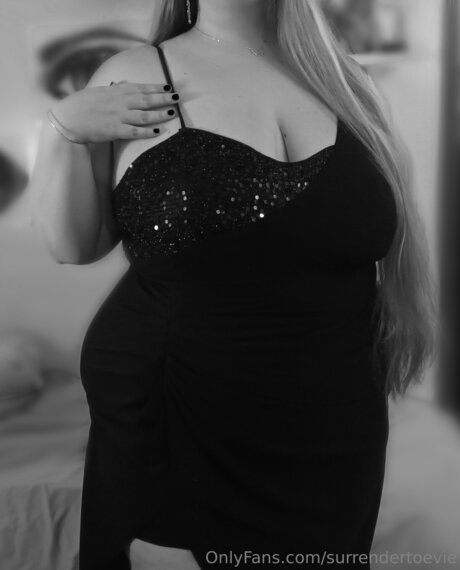 Surrendertoevie model adult photo