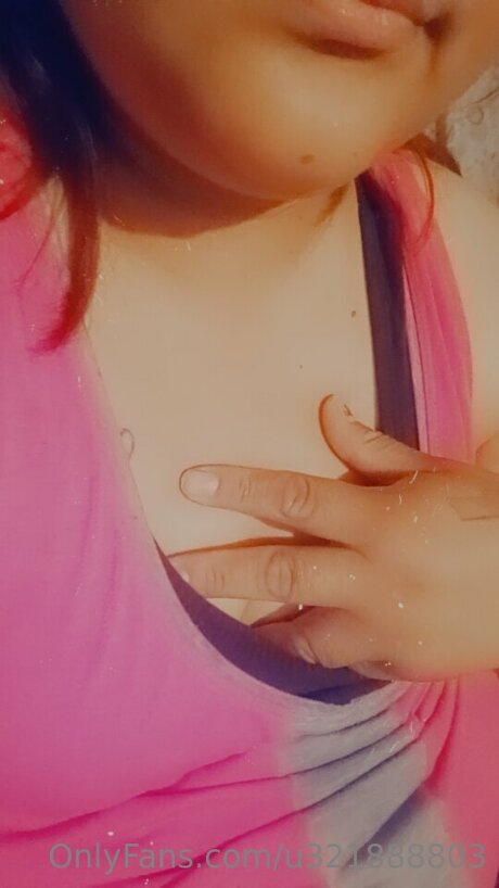 U321888803 thumbnail