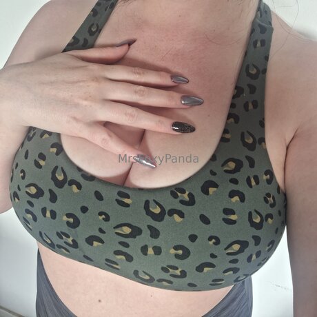 Mrsfoxypanda pornstar pretty photo