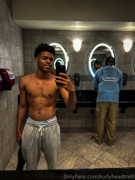 Kurlyheadtrelll xxx star photos