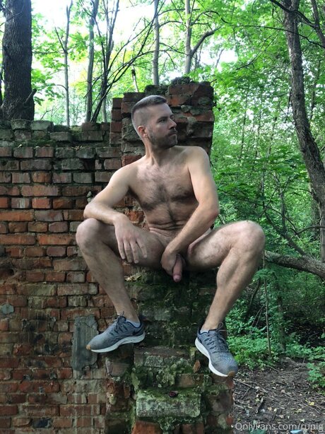 Rupig hot star picture