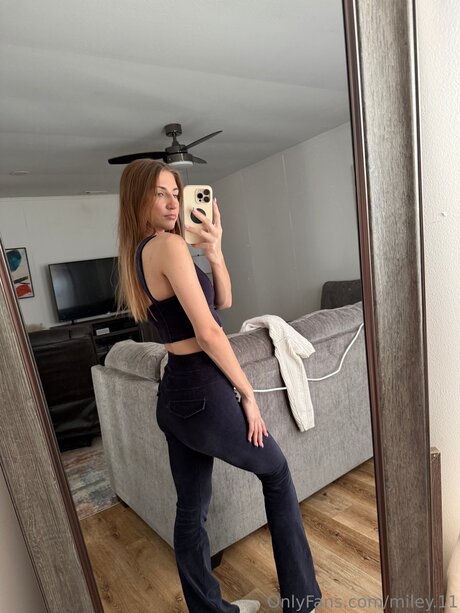 Miley 11 pornographic model gallery