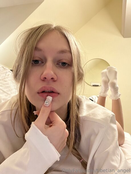 Catie Free art star images