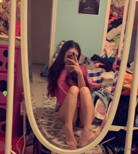 Kylienoir pretty actress gallery