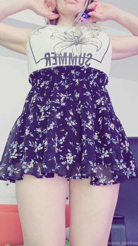 Only Pinkfree art actress pic