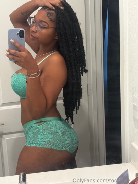 Toospicy Of xxx model pics