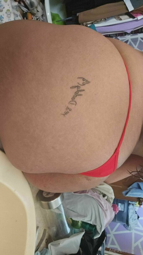 Alexav12 model nudes pictures