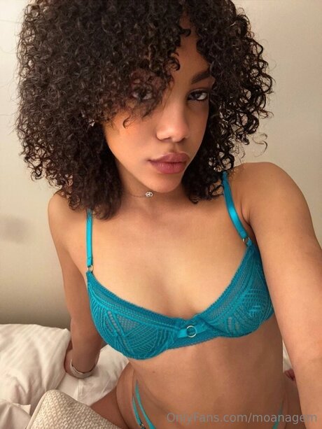 Moanagem exclusive star pictures