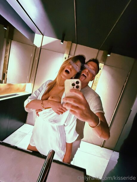Kisseride best pornstar pics