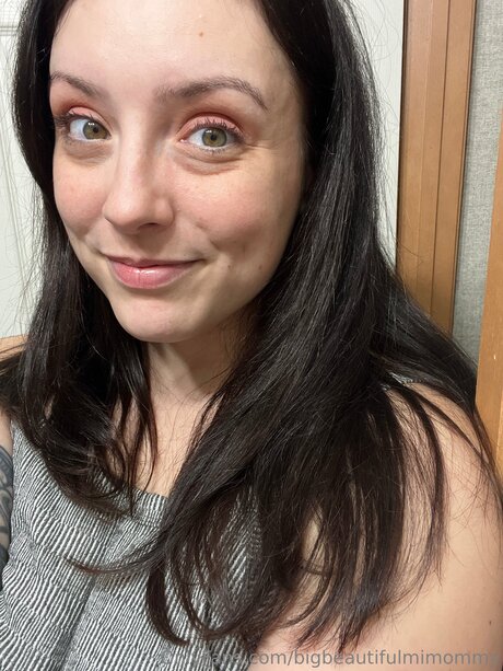 Bigbeautifulmimommy model beautiful images