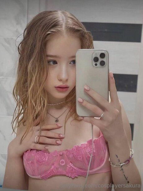 Cosplayersakura beautiful pornstar picture