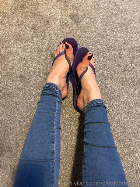 Barefootbaby1 star naked gallery