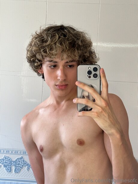 Itsgomesofc model sexy galleries