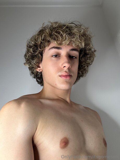 Itsgomesofc pornstar naked img