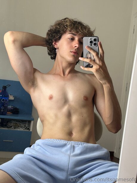 Itsgomesofc beautiful actress pics