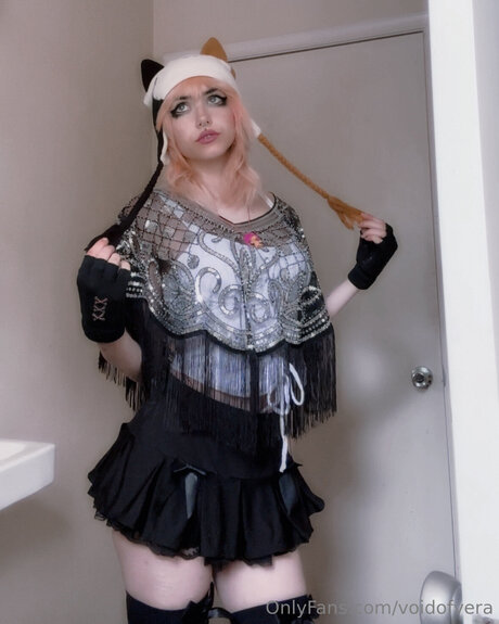 Voidofvera naked actress gallery