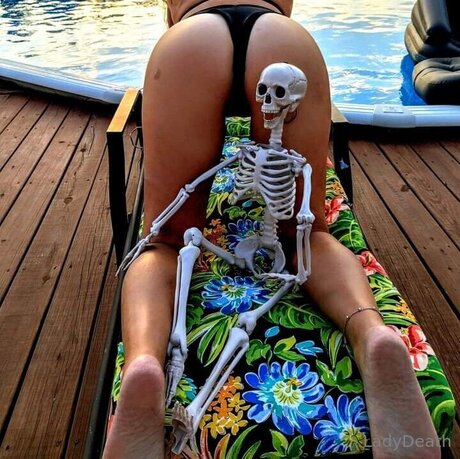 U137557190 pornstar art gallery