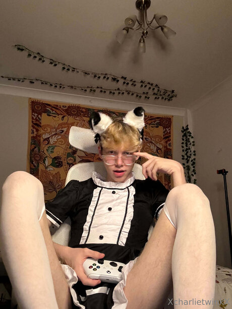 Xcharlietwinkx nude pornstar galleries