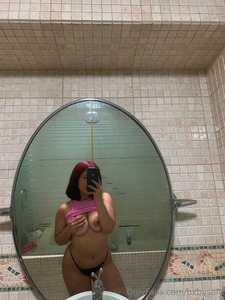 Sophiapotter model pornographic photos