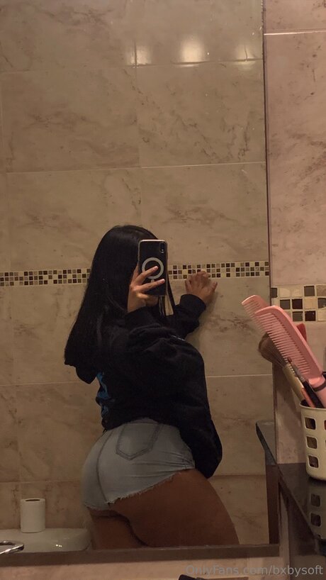 Sophiapotter model high quality picture