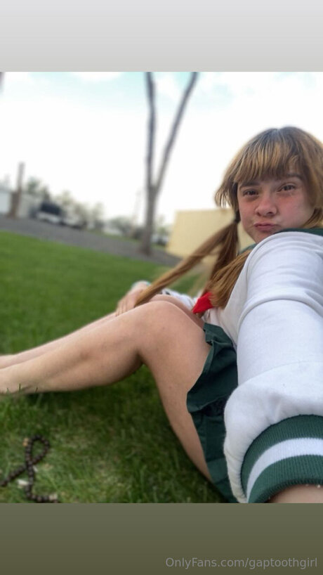 Gaptoothgirl star best galleries