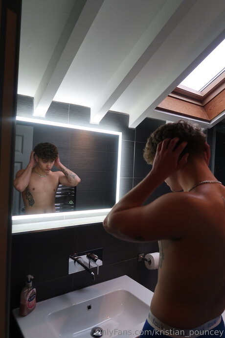 Kristian Pouncey star adult images